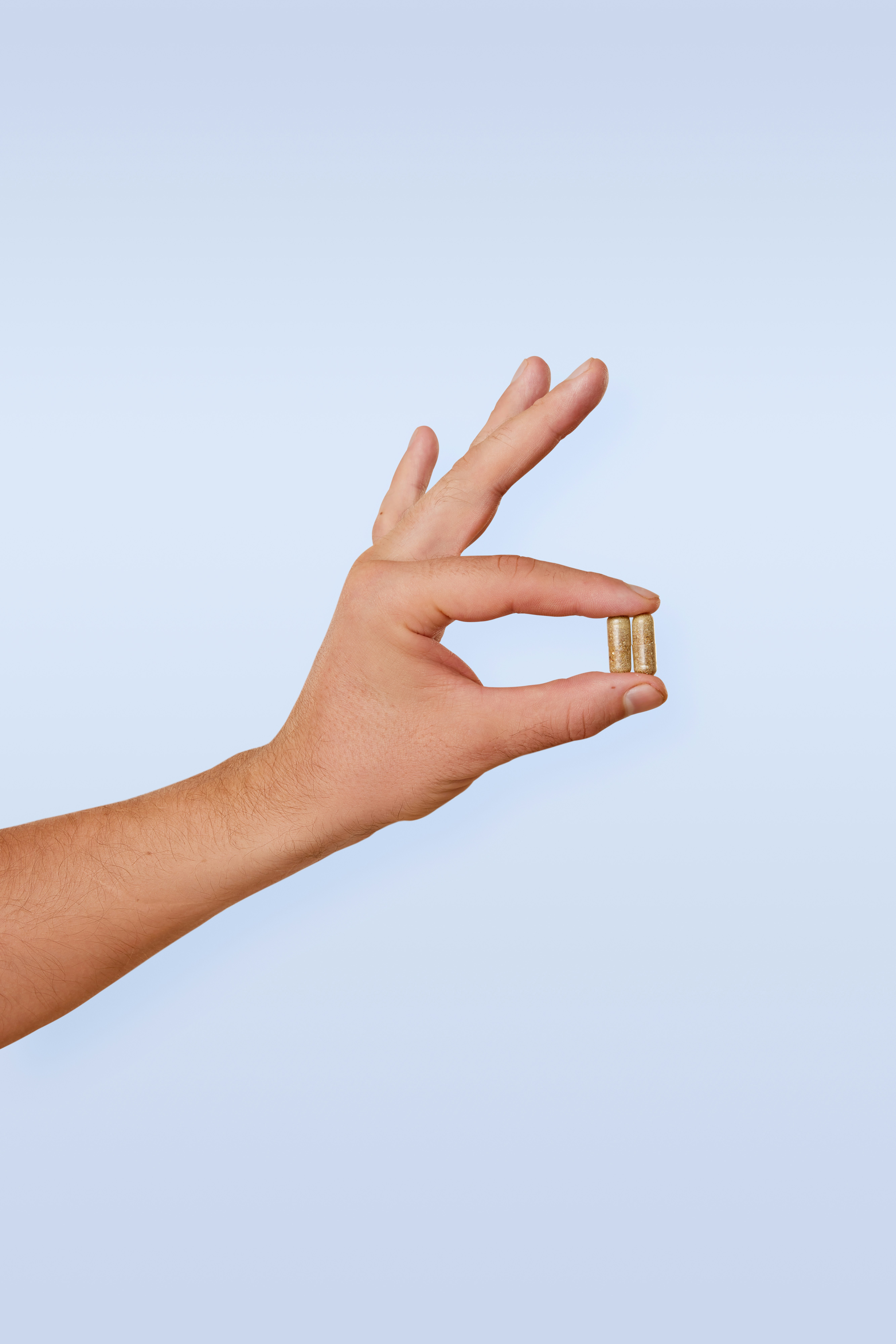 Supplement in Hand